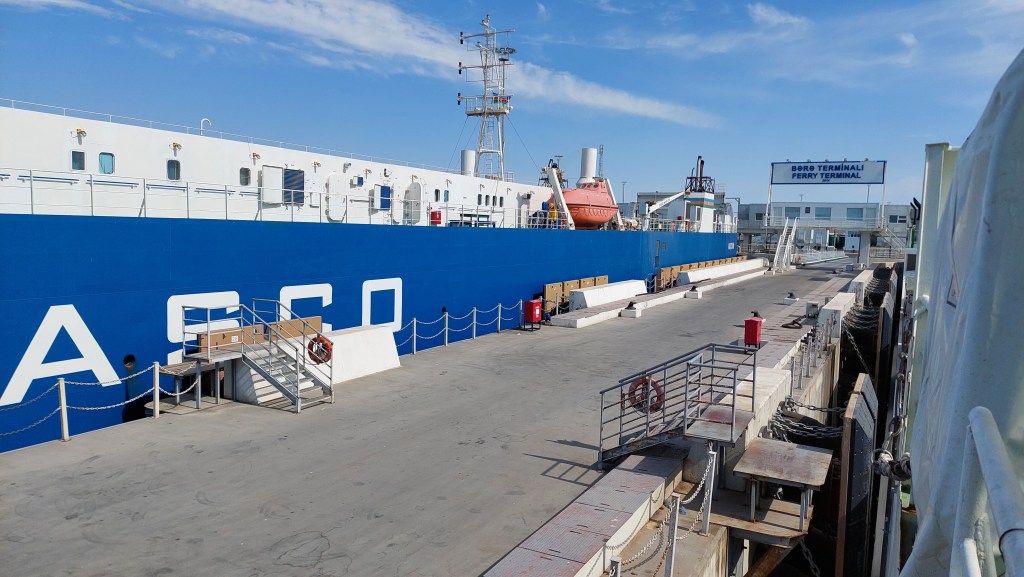 Waiting to leave the Alat Port 